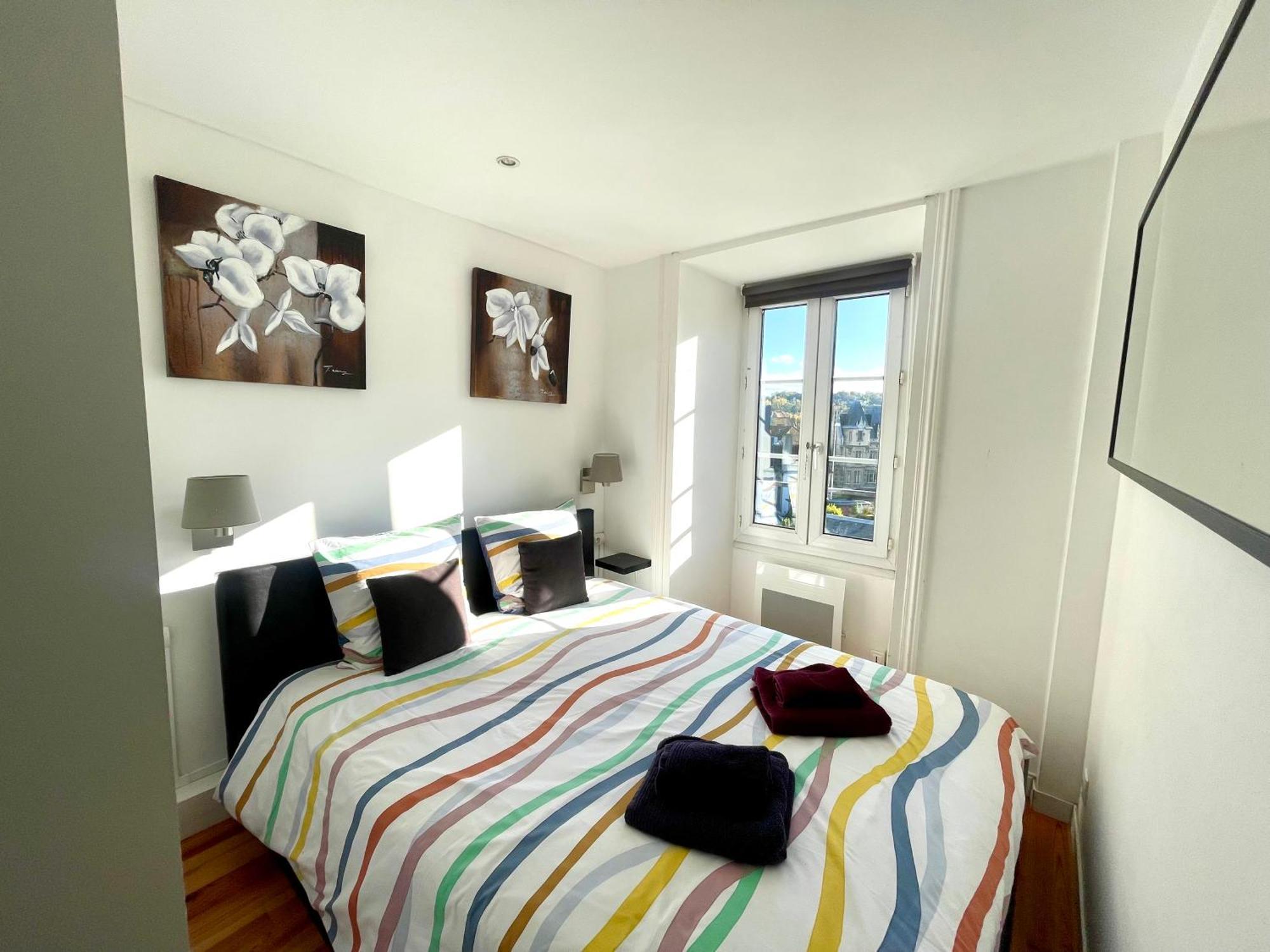 En Face De L'Hotel Normandy - Appartement Dernier Etage Deauville Eksteriør billede